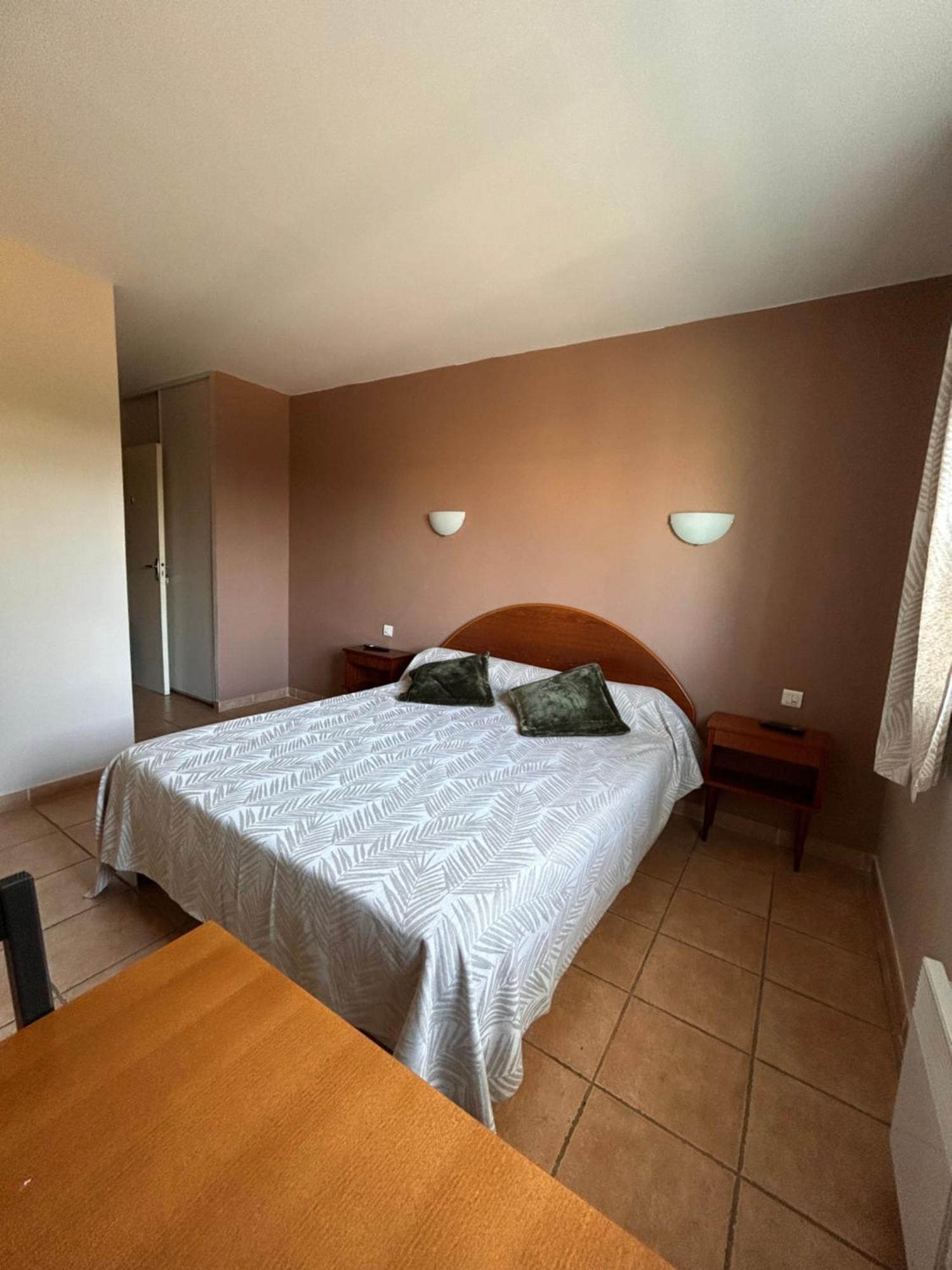 Les Oliviers Apartment Montagnac  Luaran gambar